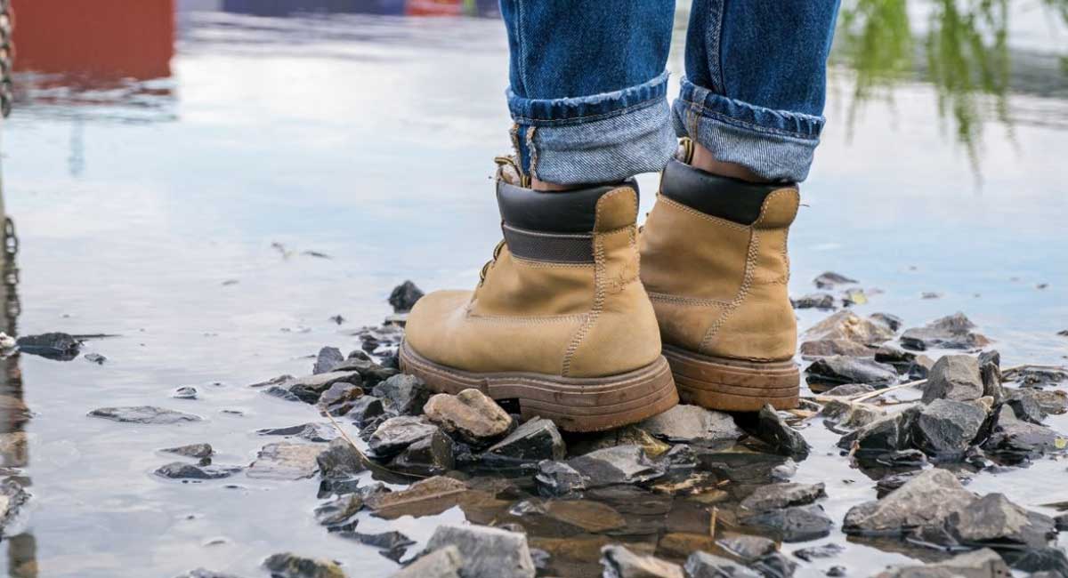 Tactical boots worn in wet conditions Tactical boots worn in wet conditions